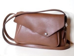Sac Lila en vachette marron Sac en cuir de fabrication artisanale